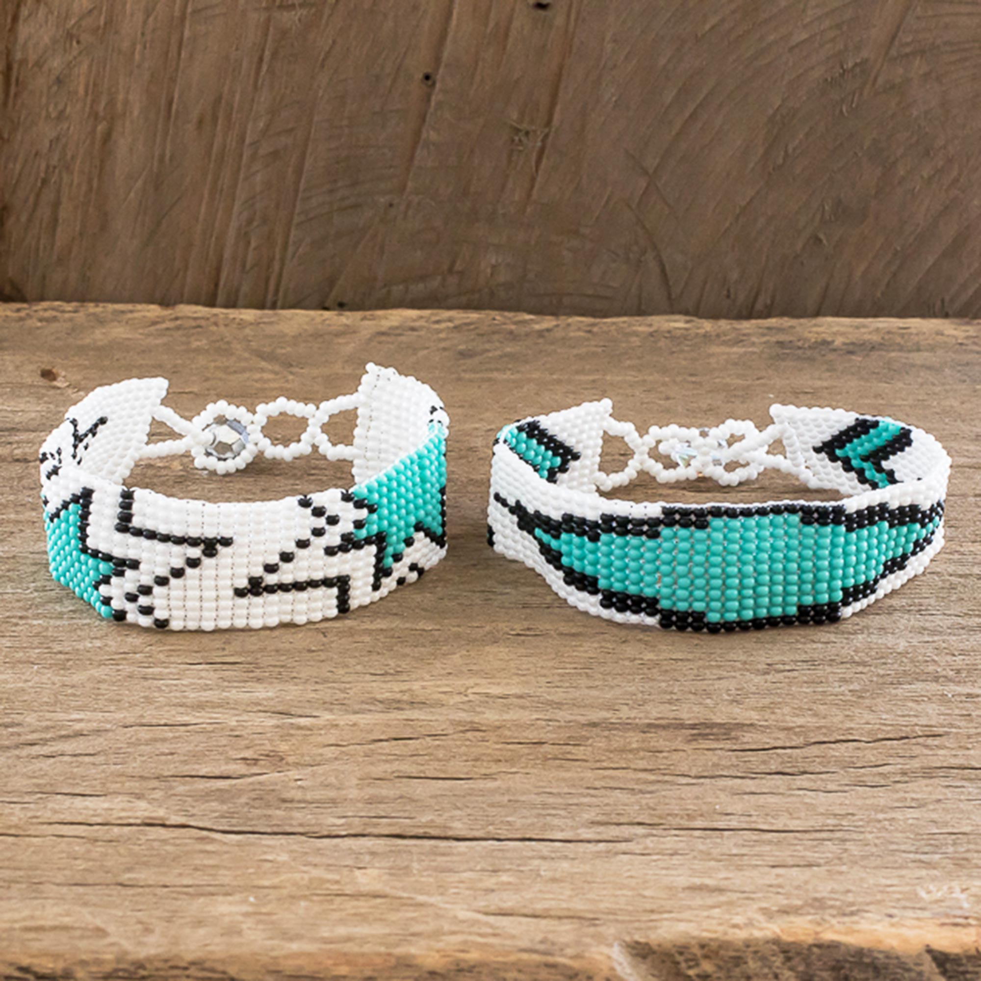 Friendship Bracelets Made by Indigenous Women Artisans in Mexico