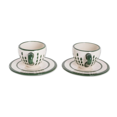 Espressotassen und Untertassen aus Keramik, 'Green Dash' (Paar) - Kunsthandwerklich gefertigte Espressotassen und Untertassen aus Keramik (Paar)