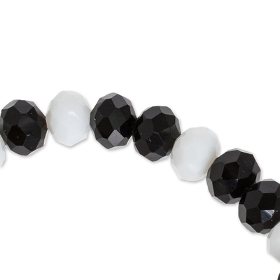 Beaded stretch bracelet, 'Contrast Colors' - Black and White Handcrafted Beaded Bracelet from Guatemala