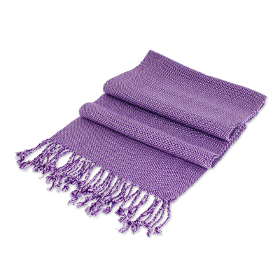 Bufanda de algodón - Pañuelo con flecos morado elaborado artesanalmente