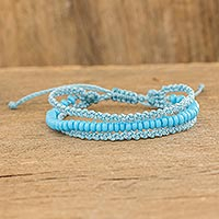 Beaded macrame bracelet, 'Triple Knot in Sky' - Blue Macrame Bracelet