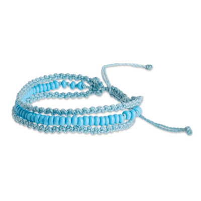 Makramee-Armband mit Perlen, 'Triple Knot in Sky' (Dreifacher Knoten im Himmel) - Blaues Makramee-Armband