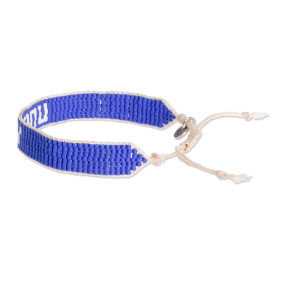 Armband aus Glasperlen - Geflochtenes Armband aus blauen und weißen Glasperlen mit Schiebeknoten