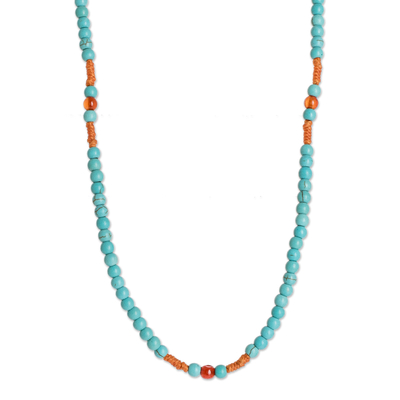 Perlenhalskette aus Jaspis, 'Böhmischer Türkis' (Türkis) - Hellblaue und orangefarbene Perlenkette mit Schiebeknoten