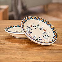 Ensaladeras de cerámica, 'Antigua Breeze' (par) - Cuencos de cerámica pintados a mano con diseño geométrico (par)