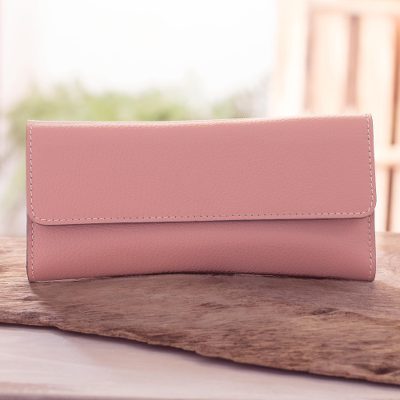 Leather wallet, 'Salvadoran Rosewood' - Rosewood Pink Leather Tri Fold Wallet With Snap Closure