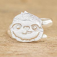 Anillo de cóctel de plata de ley, 'Adorable Sloth' - Anillo de cóctel de plata de ley con cara de perezoso