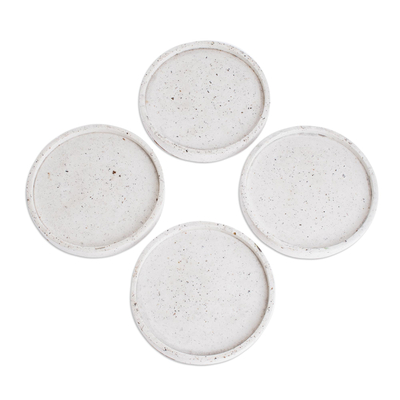 Zementuntersetzer, (4er-Set) - Runde Untersetzer aus geformtem Zement in gesprenkeltem Weiß (4er-Set)