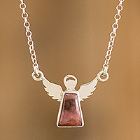 Rhodonit-Anhänger-Halskette, „Erdlicher Engel“ – Sterlingsilber und Rhodonit-Engel-Anhänger-Halskette