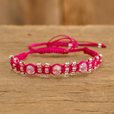 Makramee-Armband mit Perlen - Rosafarbenes und blassrosa Makramee- und Perlenarmband