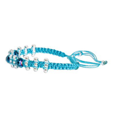 Makramee-Armband mit Perlen - Himmelblaues und dunkelblaues Makramee-Perlenarmband