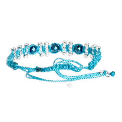 Makramee-Armband mit Perlen - Himmelblaues und dunkelblaues Makramee-Perlenarmband