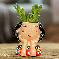 Mini maceta de cerámica, 'Esperanza Dreaming' - Mini maceta de cerámica con forma de mujer pintada a mano guatemalteca