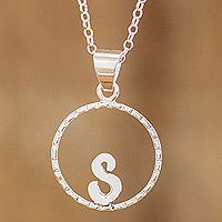 Halskette mit Anhänger aus Sterlingsilber, „Circled S“ – Halskette mit Initialenanhänger aus 925er Sterlingsilber