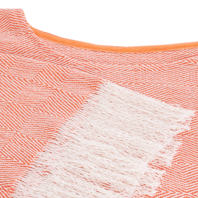 Poncho de algodón - Poncho de algodón tejido a mano en tonos naranjas de El Salvador