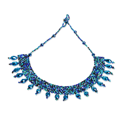 Statement-Halskette mit Perlen - Kunsthandwerklich gefertigte Statement-Halskette aus guatemaltekischen blauen Perlen