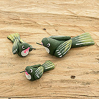 Ceramic figurines, 'Hummingbird Family' (set of 3) - Set of 3 Hummingbird Ceramic Figurines from Guatemala