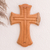 Wandkreuz aus Holz - Handgeschnitztes Holzkreuz von einem religiösen guatemaltekischen Kunsthandwerker