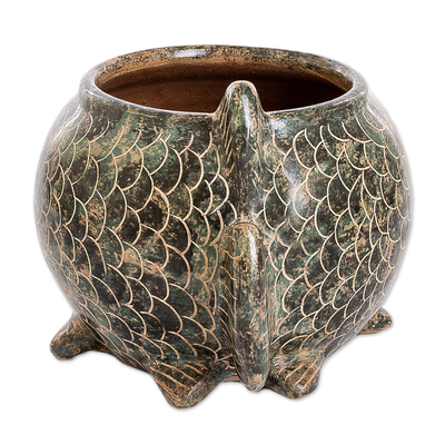Dekorative Keramikvase - Handgefertigte Fischvase aus Keramik mit handbemalten Details