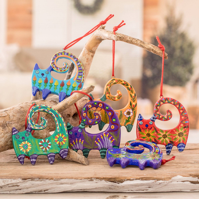 Ceramic ornaments, 'Hypnotic Felines' (set of 6) - Set of 6 Handcrafted Ceramic Ornaments with Colorful Cats