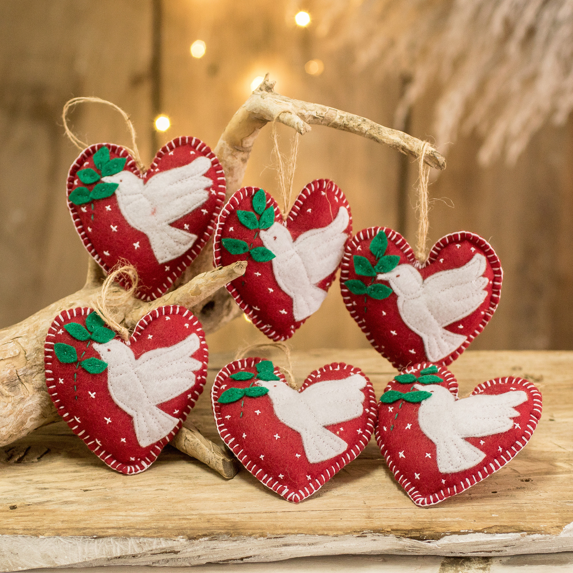  Handmade Felt Hearts, Christmas Tree Ornaments, Valentine's  Hearts pack of 10 : Handmade Products