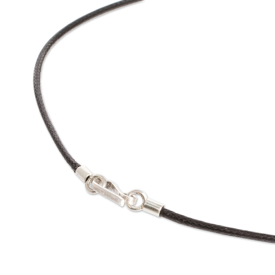 Halskette mit Jade-Anhänger - Zweifarbige Jade-Herz-Anhänger-Halskette mit 925er-Silber-Akzenten