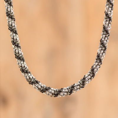 Lange Perlenkette - Lange Halskette aus Glasperlen mit Kristallknopfverschluss