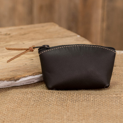 Leather coin purse, 'Night Treasure' - Handcrafted Black Leather Coin Purse with Zipper Closure