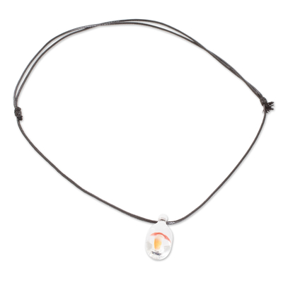 Anhänger-Halskette aus Kunstglas, 'Mushroom Core' (Pilzkern) - Verstellbare Halskette mit Pilz-Anhänger aus Kunstglas