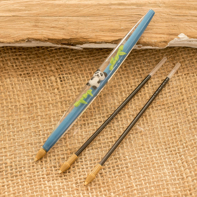 Bolígrafo de resina - Bolígrafo de resina con diseño de panda y detalles de hojas Hecho en Costa Rica