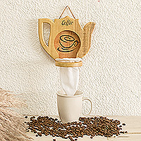 Einzelportions-Tropfkaffee-Wandpaneel aus Teakholz, „Sweet Aroma“ – Einzelportions-Tropfkaffee-Wandpaneel aus Teakholz und Zedernholz