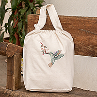 Bolso tote de algodón bordado, 'Hummingbird Flutter' - Bolso tote de algodón beige hecho a mano con detalles bordados