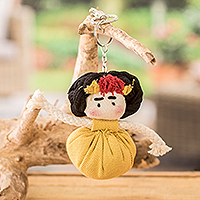 Llavero de algodón, 'La Costa' - Llavero de muñeca de algodón amarillo tejido a mano en Costa Rica