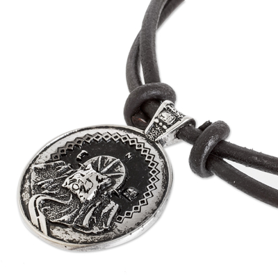 Collar colgante de níquel - Collar con colgante temático de astrología maya con signo E