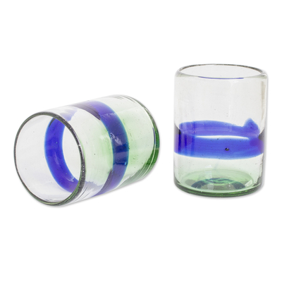 Vasos de jugo soplados a mano, (par) - Vasos de jugo ecológicos soplados a mano con raya azul (par)