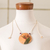 Halskette mit Anhänger aus Kalebassenkürbis - Florale handbemalte Kalebassen-Kürbis-Anhänger-Halskette