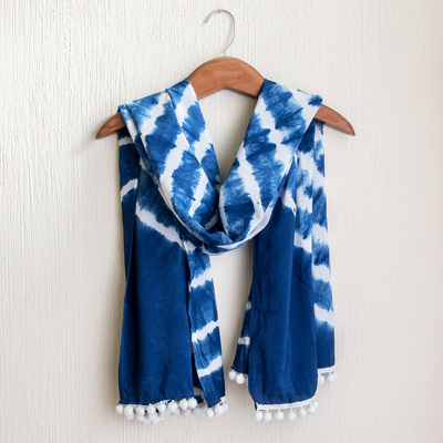 Cotton scarf, 'Infinite Indigo' - Tie-Dyed Indigo and White Cotton Scarf from El Salvador