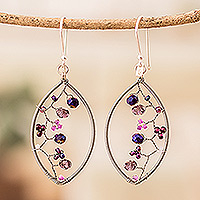 Ohrhänger aus Kristall- und Glasperlen, „Purple Crystal Web“ – Ohrhänger aus lila Kristall- und Glasperlen mit Haken