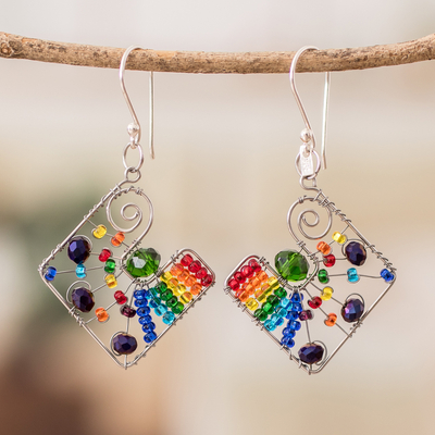 Kristall- und Glasperlen-Ohrringe, 'Harmonische Konstellation', baumelnd - Geometrische Ohrringe mit Regenbogenkristall und Glasperlen