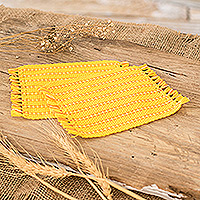 Posavasos de algodón, 'Sunrise' (par) - 2 posavasos de algodón con flecos tejidos a mano en amarillo y naranja