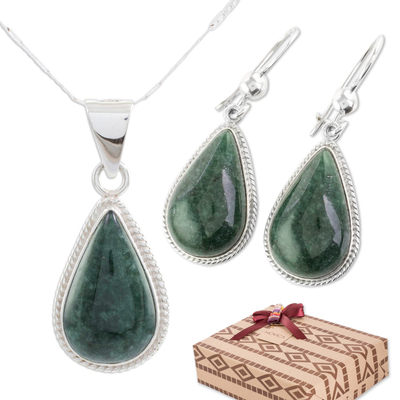 Schmuckset aus Jade-Ohrringen und -Kette, 'Sacred Quetzal' (Heiliger Quetzal) - Jade Ohrringe und Halskette Sterling Silber Schmuckset
