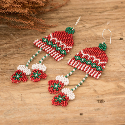 Perlenohrringe - Ohrhänger mit Weihnachtsmütze und Fäustlingen aus Kristall- und Glasperlen