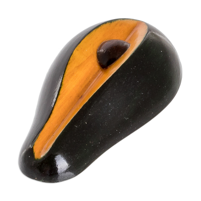 Holzmagnet - Handbemalter, handgeschnitzter Avocado-Magnet aus Zypressenholz