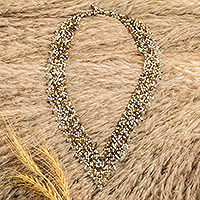 Collar llamativo con cuentas - Collar llamativo con cuentas de vidrio hecho a mano en blanco y oro