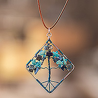 Collar colgante de jaspe y cuarzo, 'Diamante azul de la naturaleza' - Collar colgante de jaspe azul y cuarzo en forma de diamante