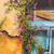 'El Viejo Umbral' - Antiguo Umbral con Flores en Antigua Guatemala Pintura al Óleo