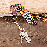 Glasperlen-Schlüsselanhänger, „Key to Dreams“ – handgefertigter geometrischer Glasperlen-Schlüsselanhänger in Lila