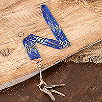 Perlenbesetzter Schlüsselband-Schlüsselanhängerhalter, „Praktisch und stilvoll“ – handbestickter blauer Schlüsselband-Schlüsselanhänger aus Guatemala