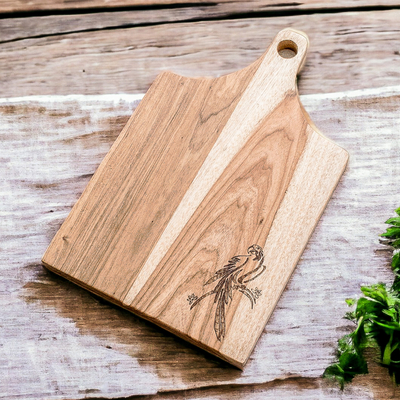 tabla de cortar de madera - Tabla de cortar artesanal de madera de laurel con grabado de guacamayo