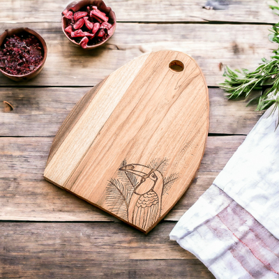 tabla de cortar de madera - Tabla de Cortar Semi-Ovalada de Madera de Laurel con Grabado de Tucán